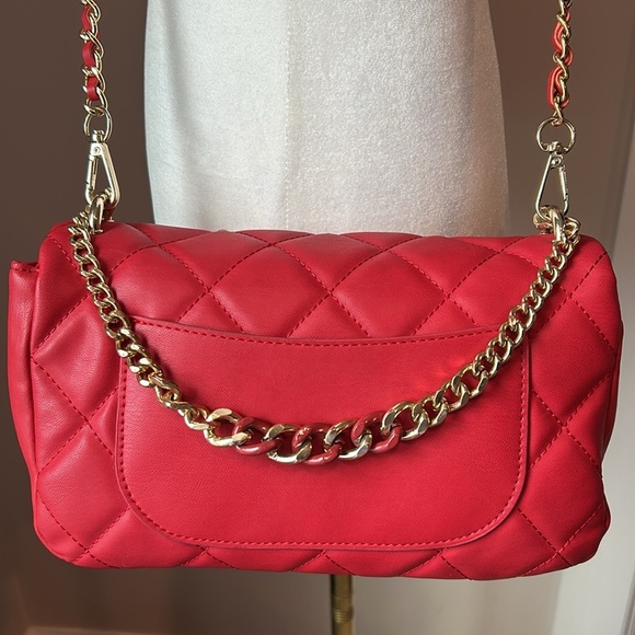 Badgley Mischka Red Quilted Shoulder Bag Clutch Gold Chain Studs Vegan Leather - Picture 5 of 10